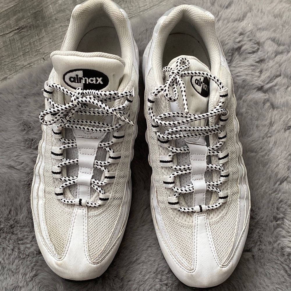 Men’s Nike Air Max 95 Size 9
